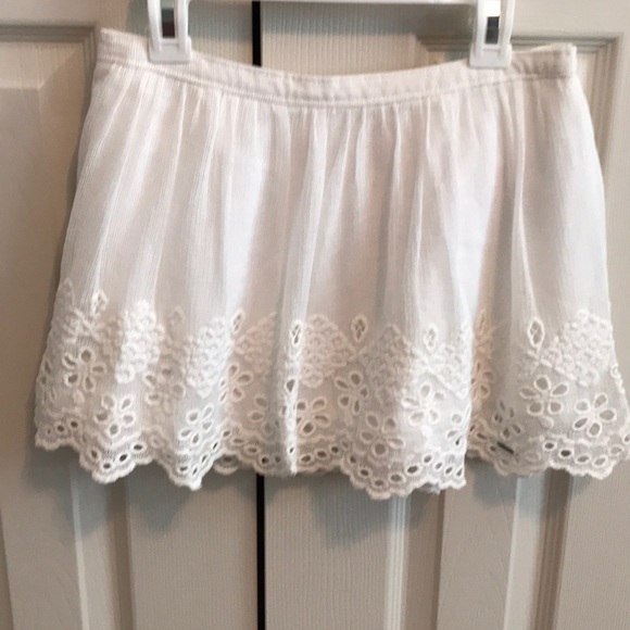 Abercrombie Kids white eyelet trim mini skirt LG - Picture 2 of 5